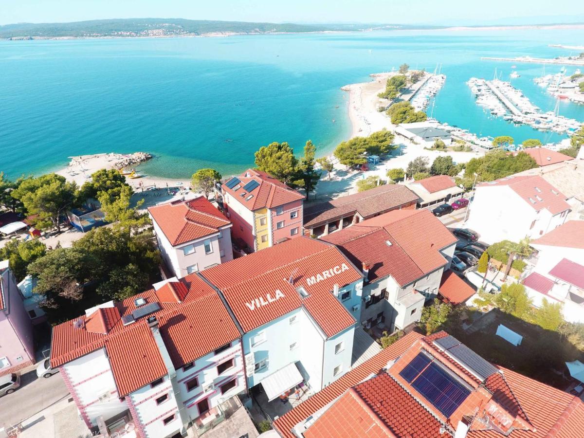 Villa Mit Whirlpool Fuer 32 Per 茨里克韦尼察 外观 照片
