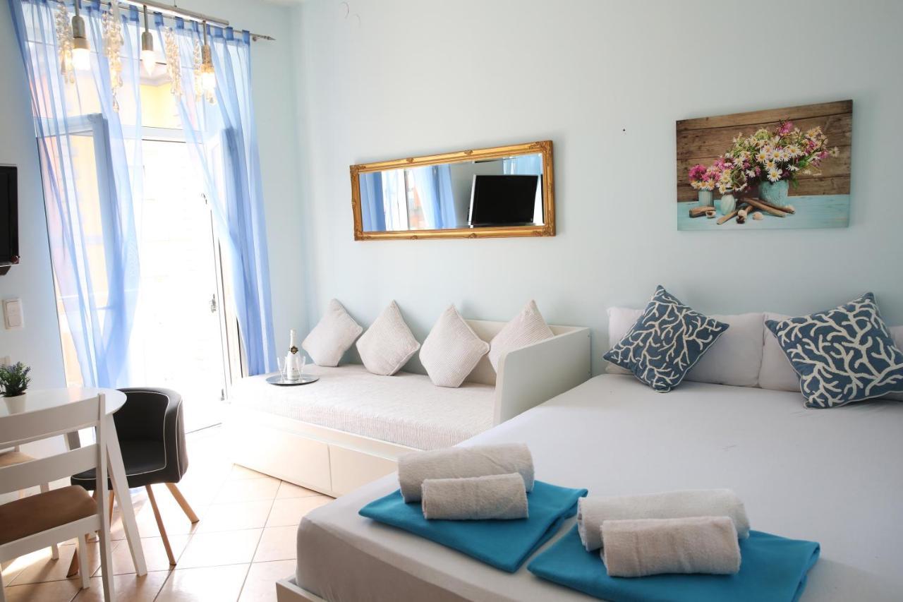 Villa Mit Whirlpool Fuer 32 Per 茨里克韦尼察 外观 照片
